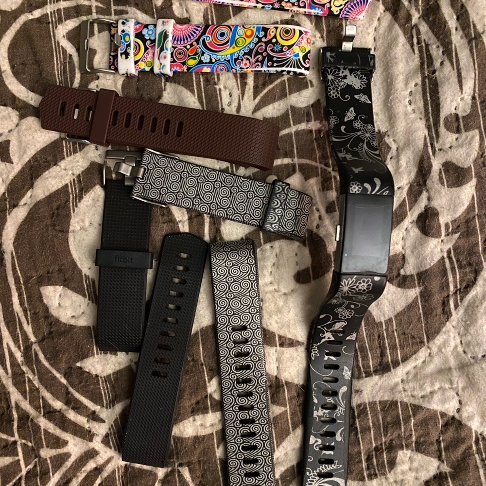Fitbit charge 2 with bands & charger